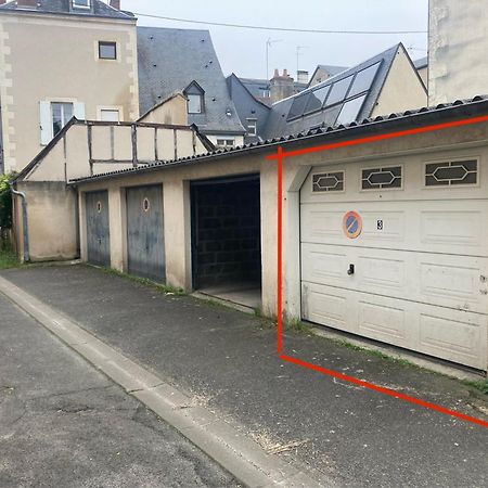 Atypique Et Central : 4 Personnes + Parking Prive Bourges Esterno foto